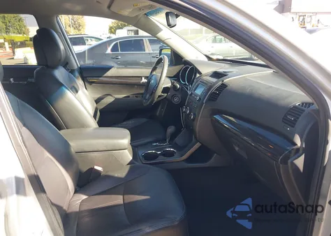 2013 Kia Sorento Lx z USA, uszkodzony, nr VIN 5XYKTCA69DG332667